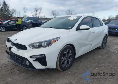 2020 Kia Forte Lxs z USA, uszkodzony, nr VIN 3KPF24AD6LE256720